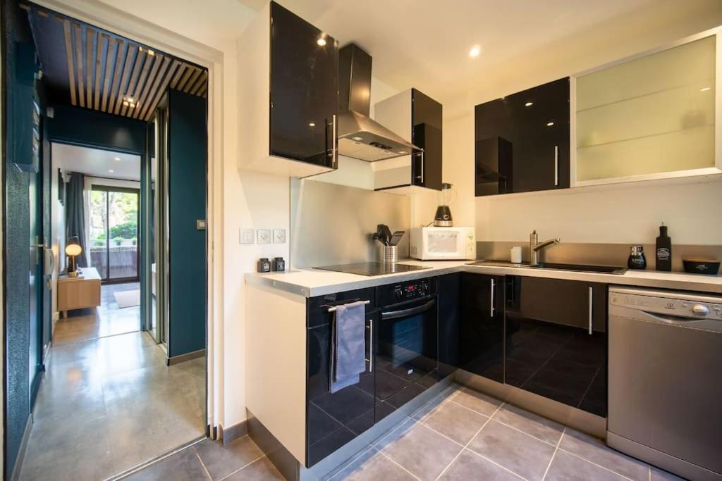Air-Conditioned Apartment With Private Parking Marseille Exteriér fotografie